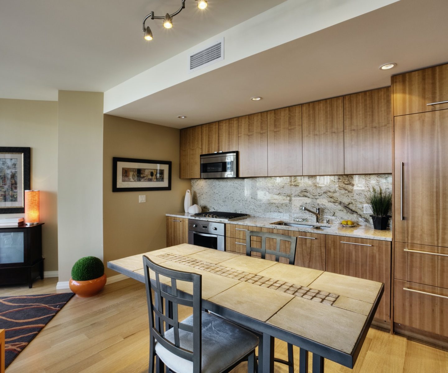 Kitchen and Dining Area in Upscale Condo
